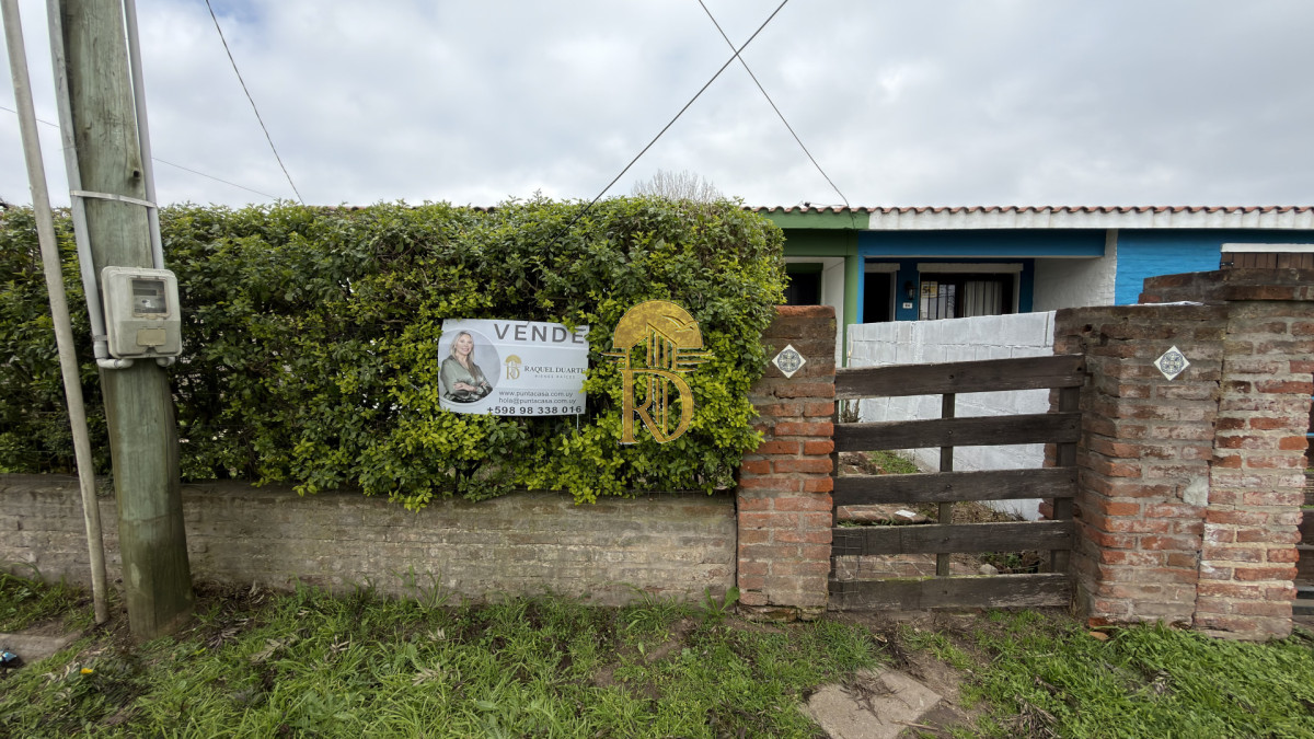 casa en venta bario biarritz -id-1041-21