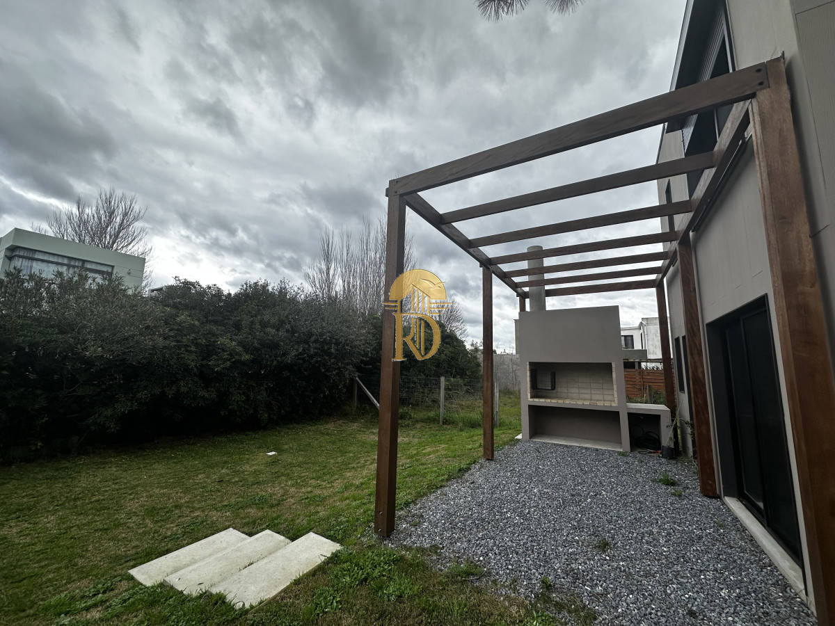 CASA A ESTRENAR EN VENTA -id-263-2