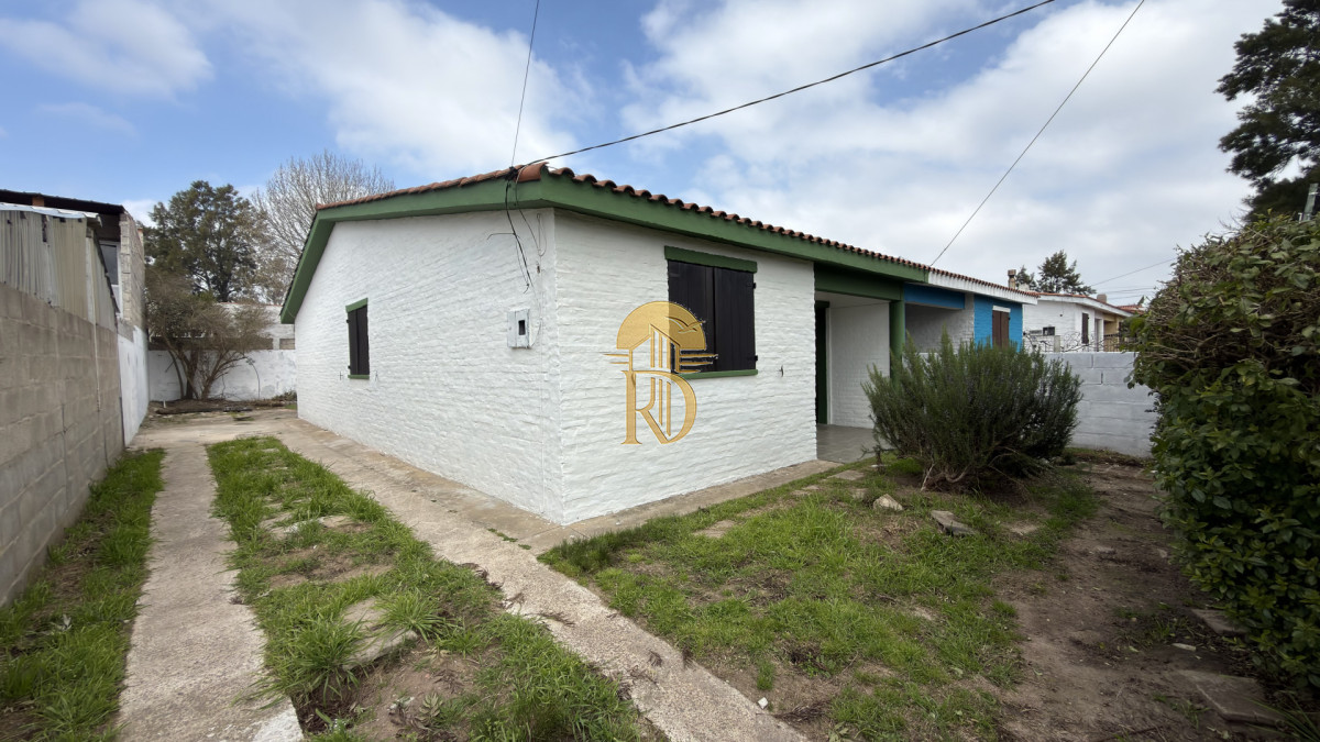 casa en venta bario biarritz -id-1041-4