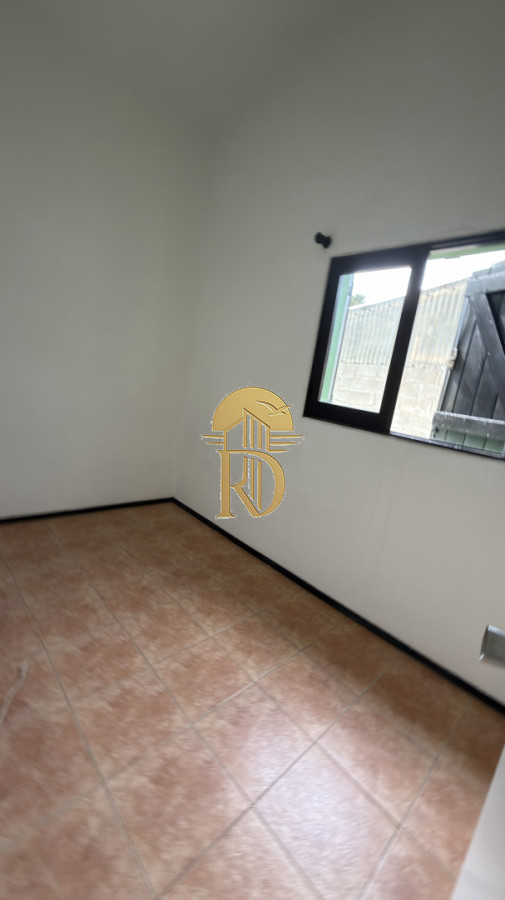 casa en venta bario biarritz -id-1041-14