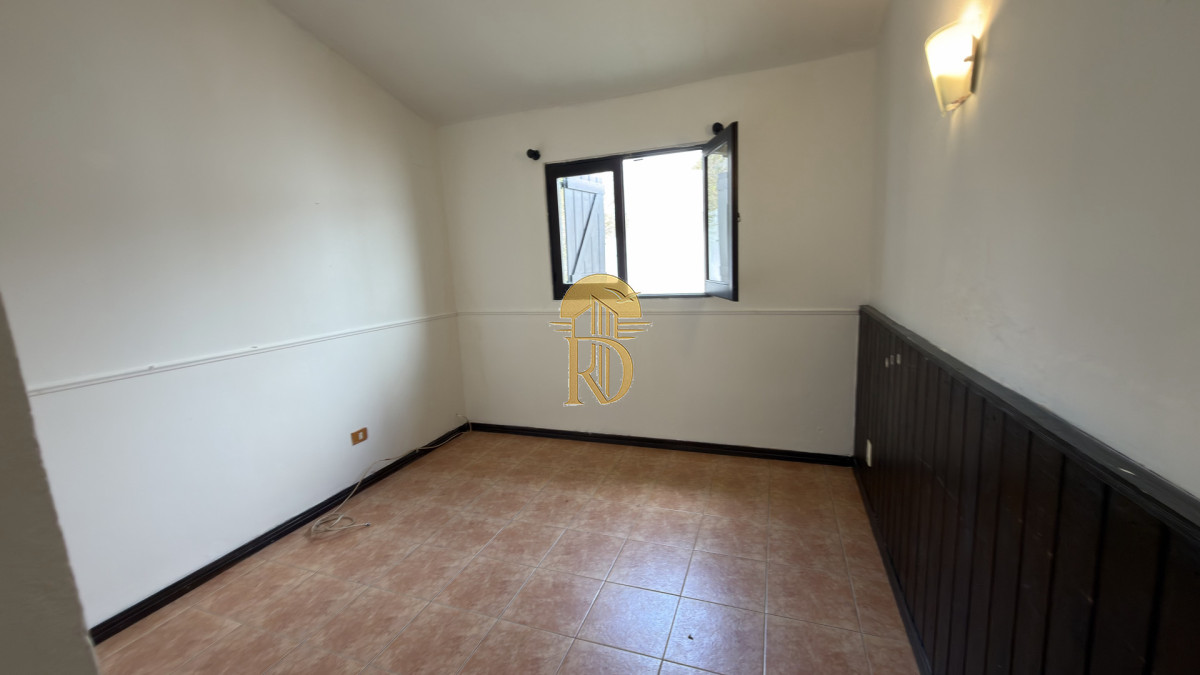 casa en venta bario biarritz -id-1041-3