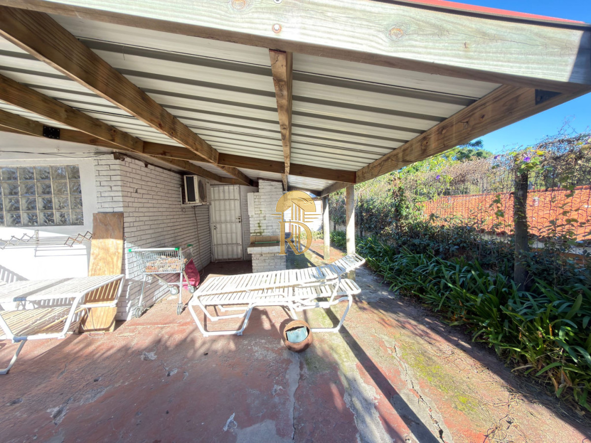 Casa en venta en uno de los mejores lugares de punta del este -id-765-21