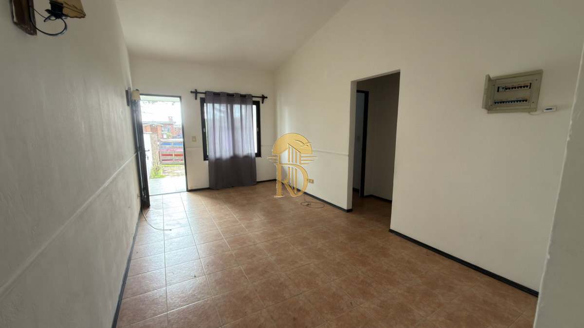 casa en venta bario biarritz -id-1041-20