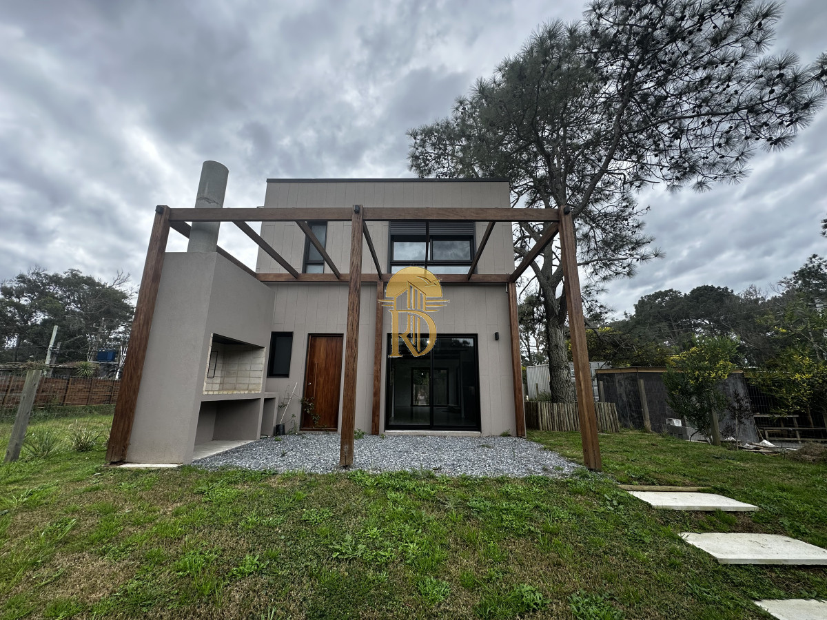 CASA A ESTRENAR EN VENTA -id-263-3