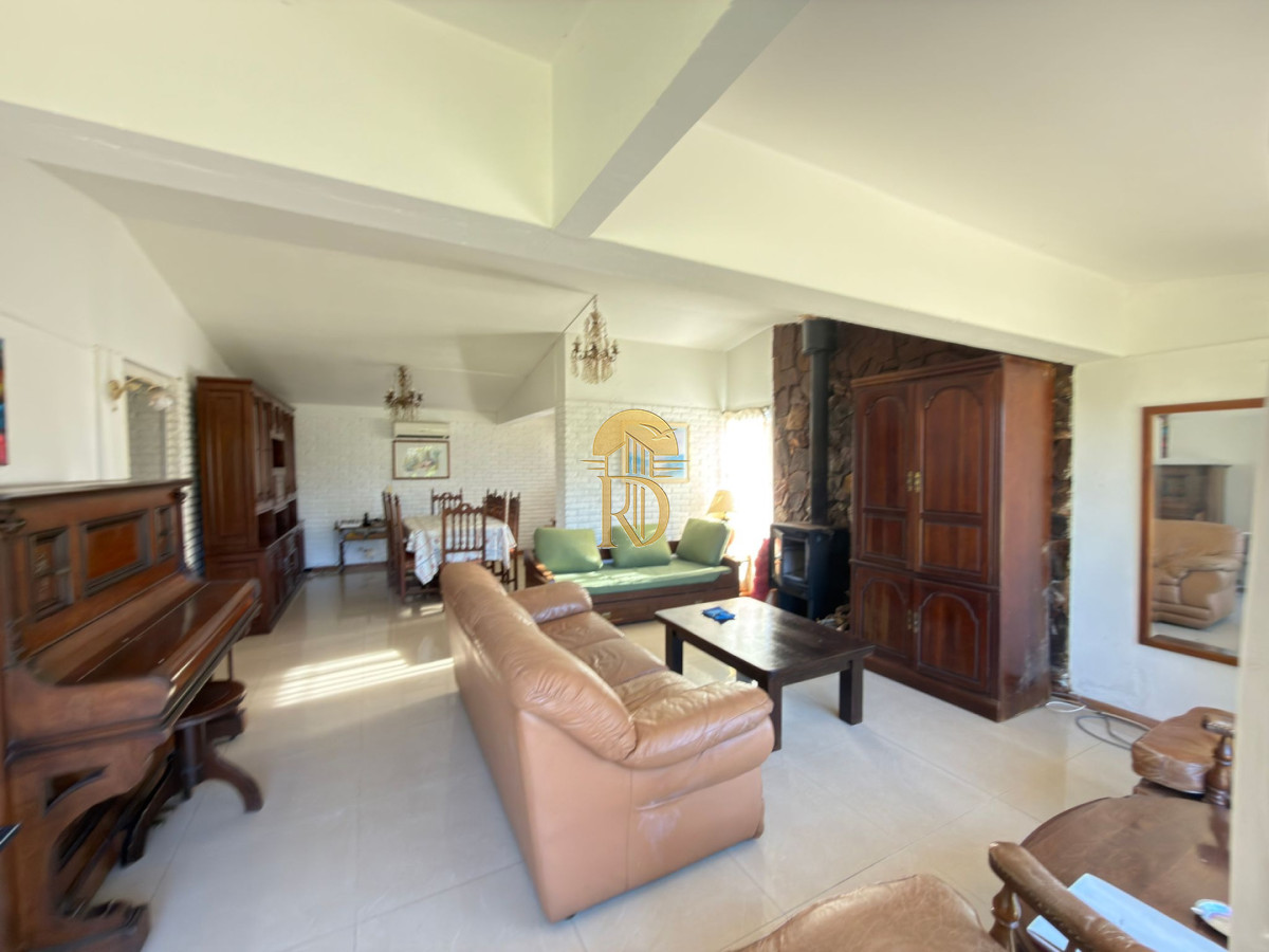 Casa en venta en uno de los mejores lugares de punta del este -id-765-1