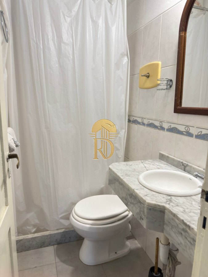 Casa en venta en uno de los mejores lugares de punta del este -id-765-23