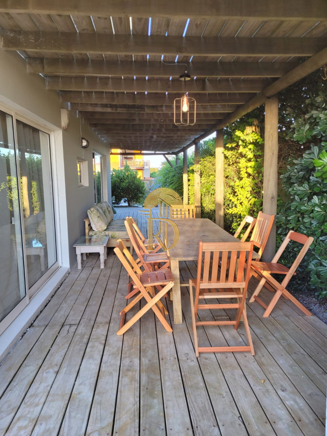 Apta para 10 personas o más. -id-242-3