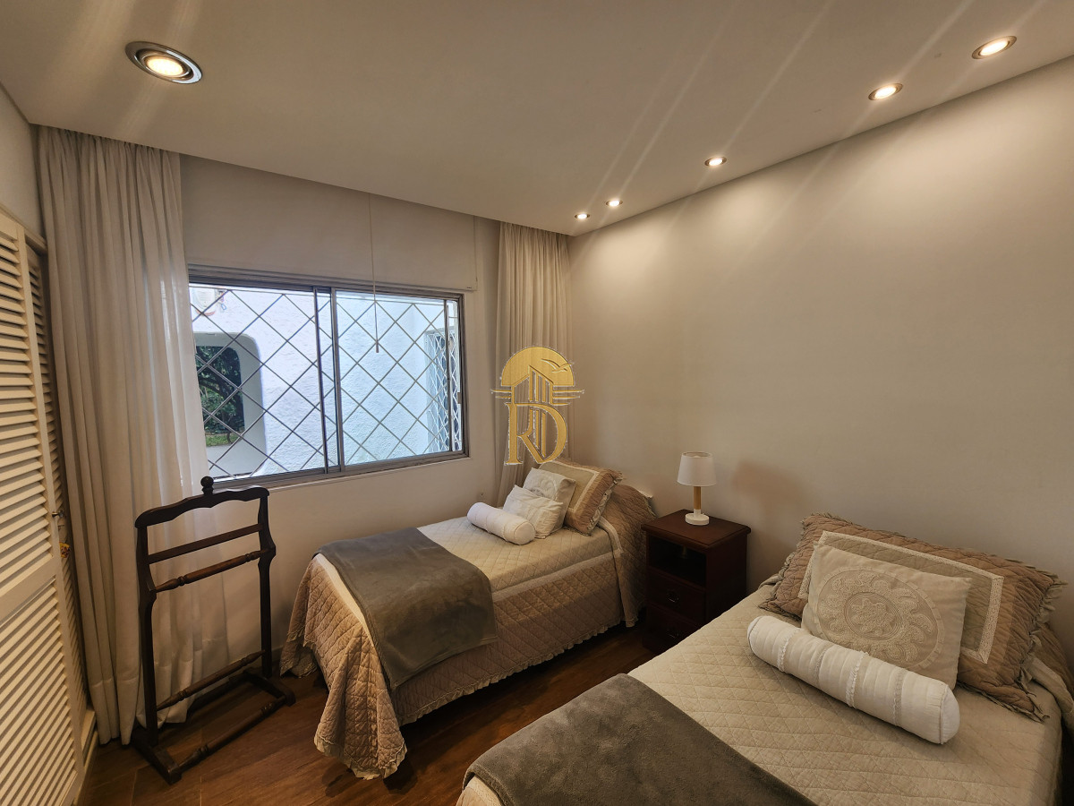 casa en barrio cantegril, un lugar para vivir y soñar -id-268-41