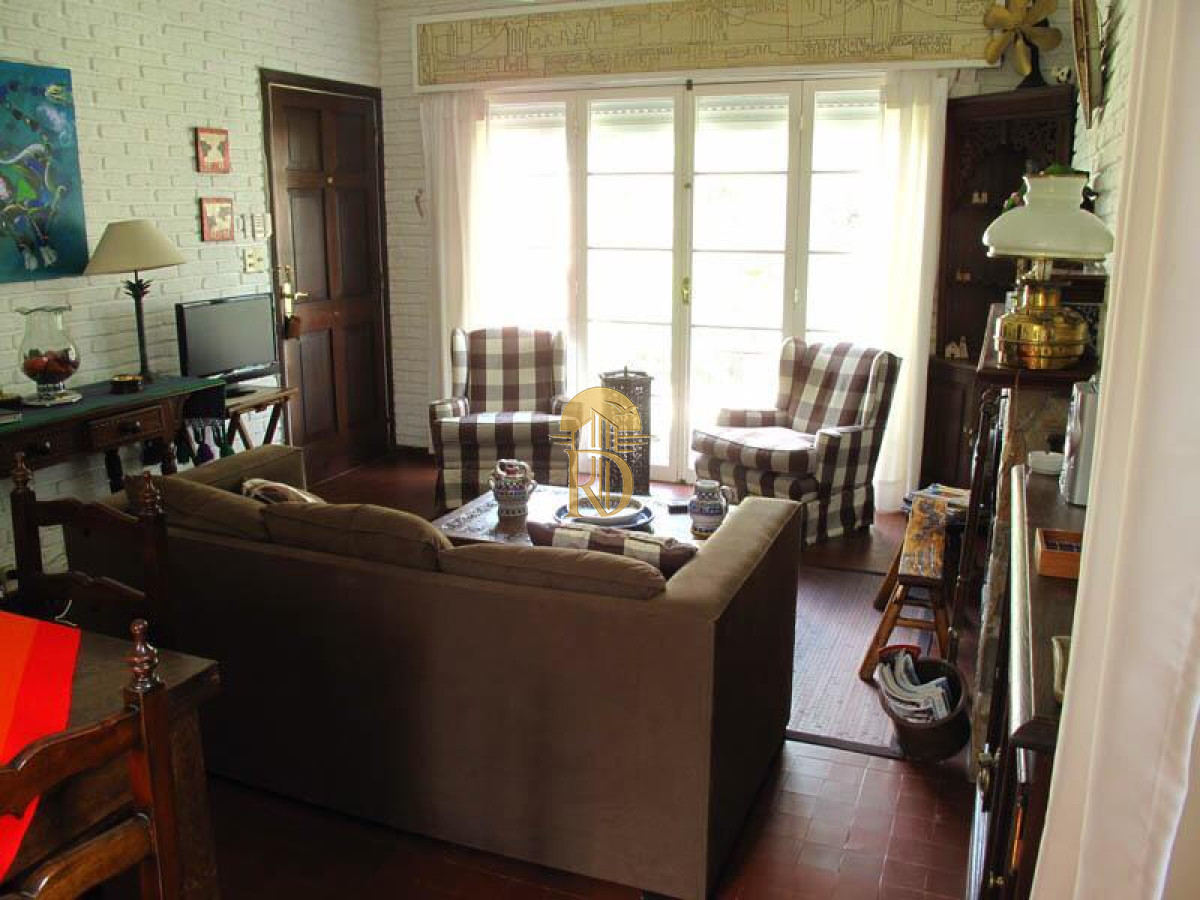 Disponible en enero para al menos 6 personas. -id-249-2