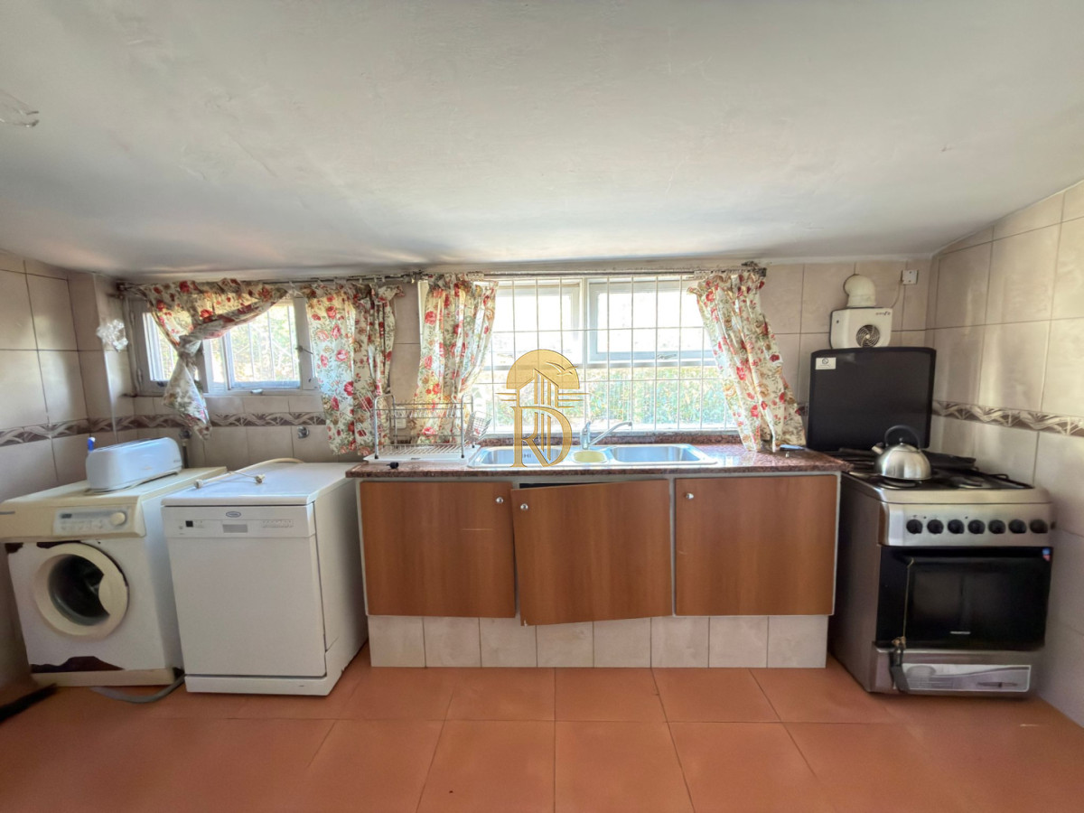 Casa en venta en uno de los mejores lugares de punta del este -id-765-16