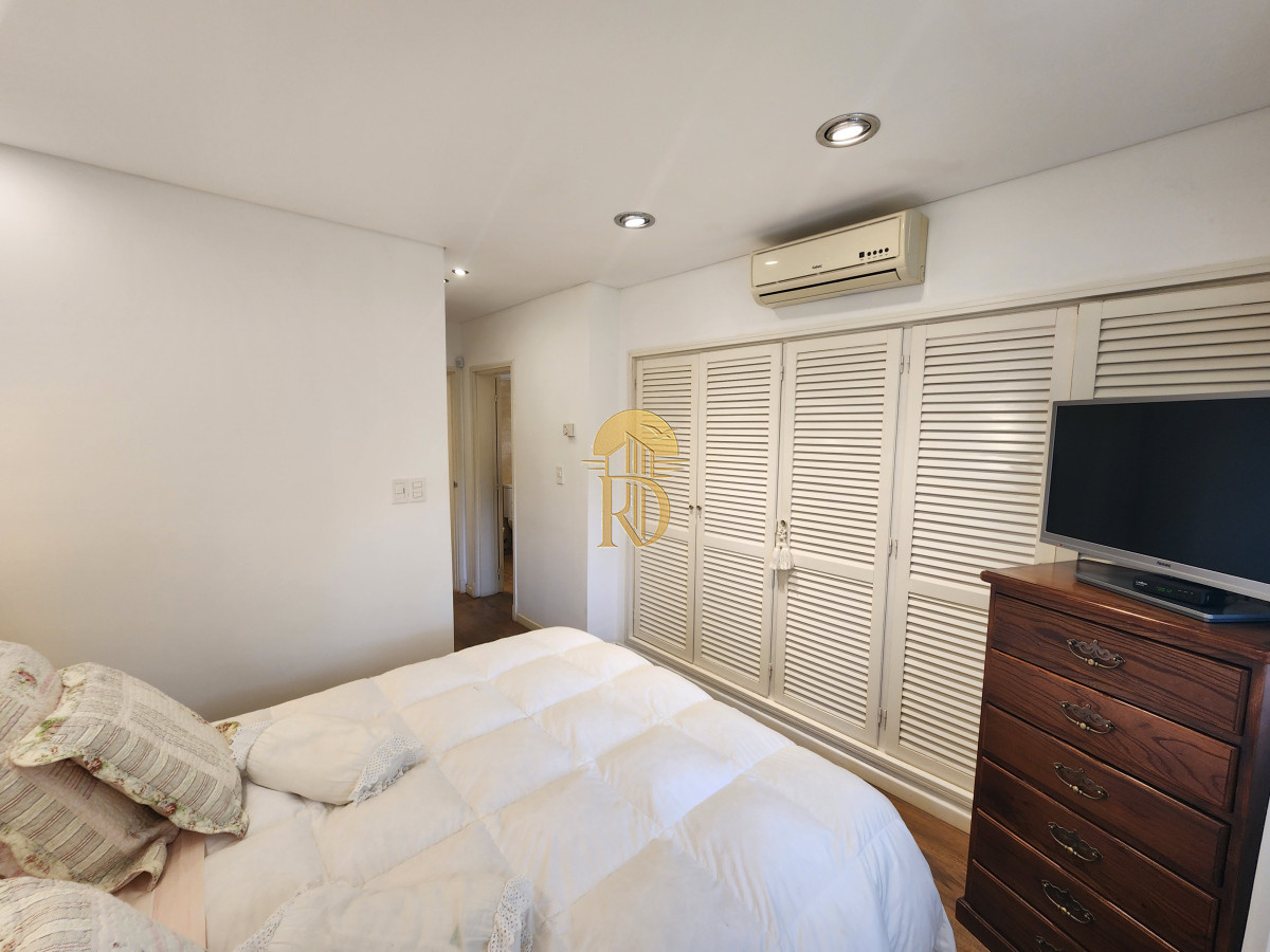 casa en barrio cantegril, un lugar para vivir y soñar -id-268-38