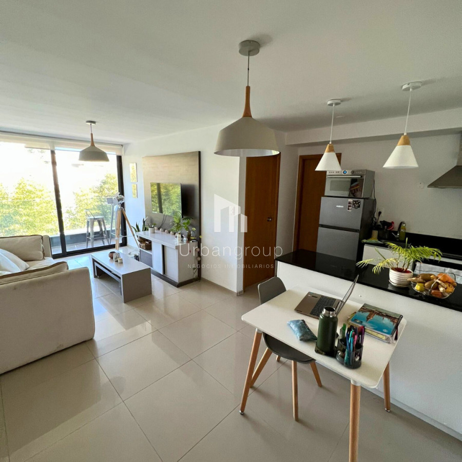 Apartamento en Venta 1 Dormitorio cerca de Punta Shopping 2