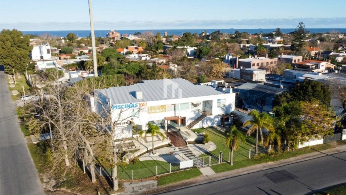 Local Comercial Puente de las Américas Av. Giannatasio