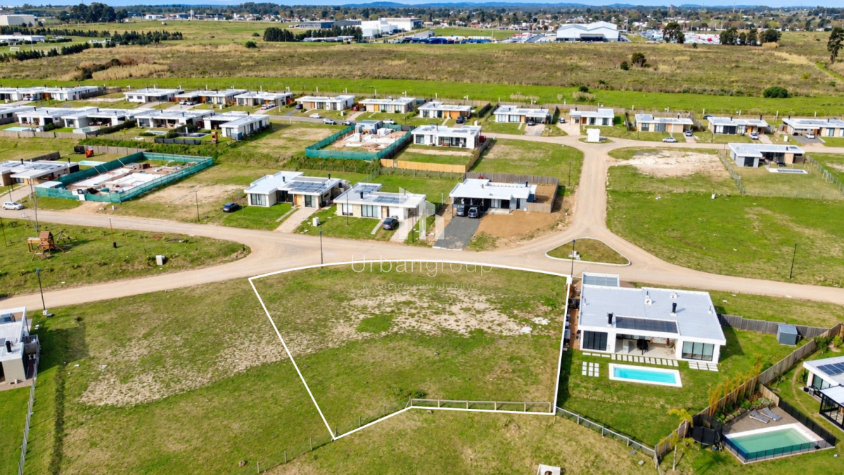 Terreno en Venta Al Lago Barrio Privado La Juana 4