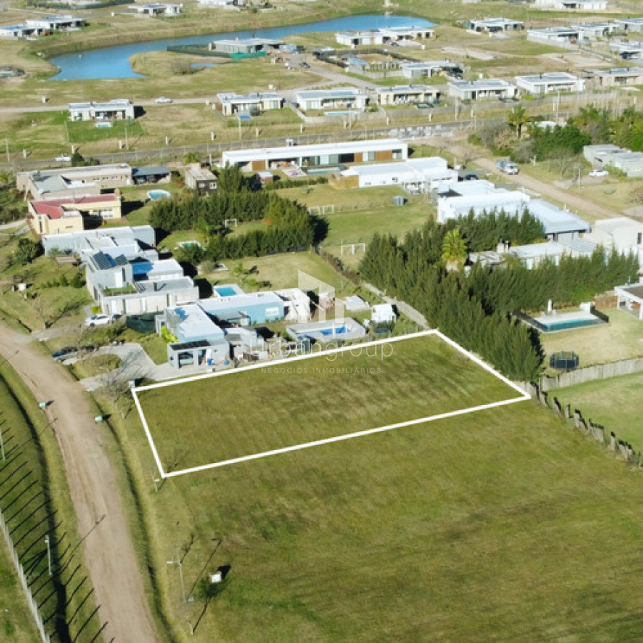 Terreno en Venta Barrio Privado Colinas De Carrasco 2