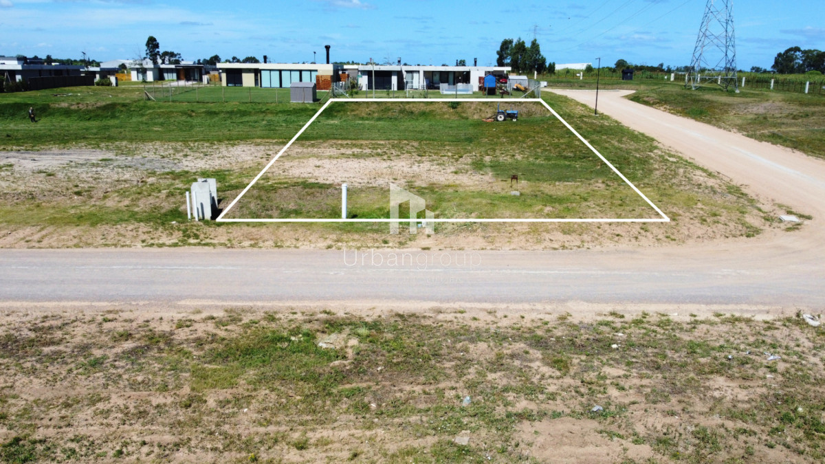 Venta terreno en Barrio Privado La Juana 3