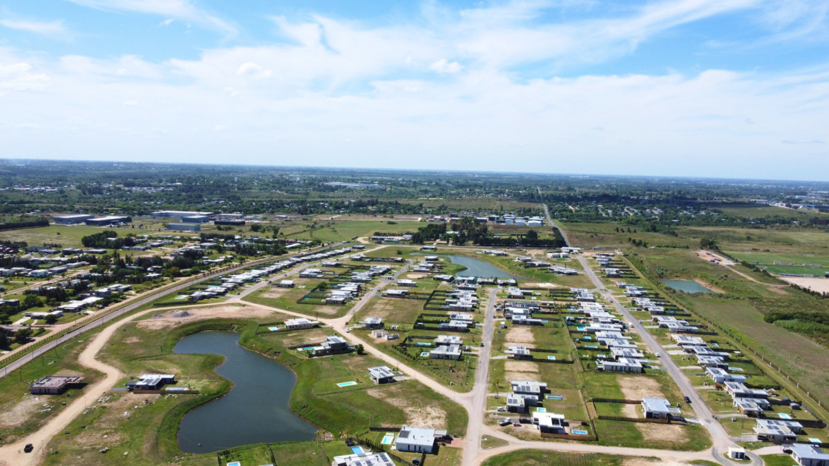 Terreno al Lago en Venta Barrio Privado La Juana