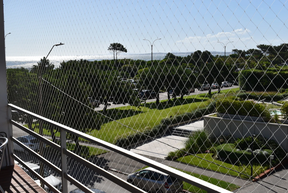 Venta de apartamento en edificio frente al mar en Punta Del este !!!