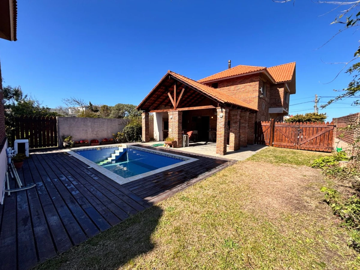 Hermosa casa en alquiler 