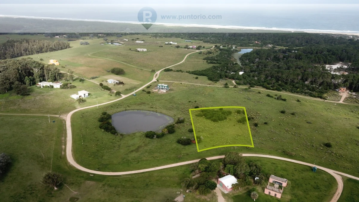 Se vende terreno en Tajamares de La Pedrera
