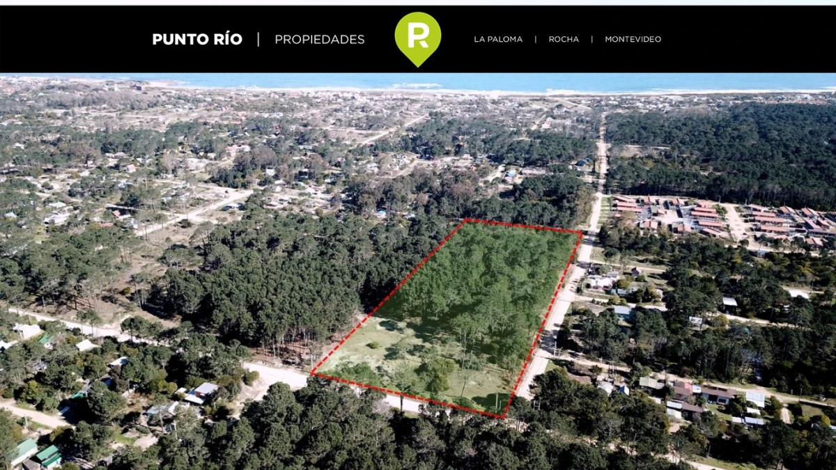 Ubicado en Anaconda a pocas cuadras del centro y del mar, con frente a las calles 16, calle 17 y Avenida Paloma