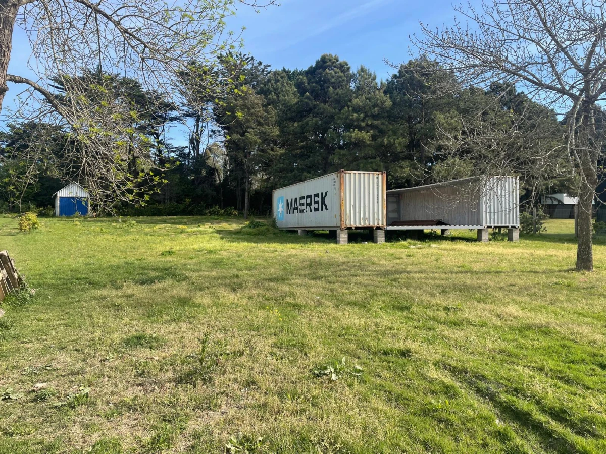Venta de Terreno en Punta del Este - 2.000 m² con Mejoras