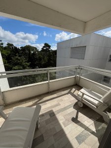 Apartamento en alquiler anual en inmejorable ubicación 