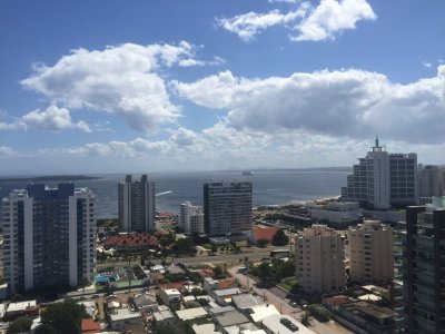 Impecable apartamento en Torre Onix