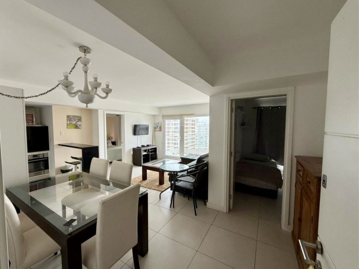 Apartamento 2 dormitorios 1 suite en Península Punta del Este en venta