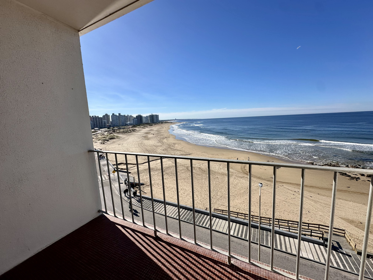 Apartamento Venta 2 Dormitorios Peninsula Punta del Este 