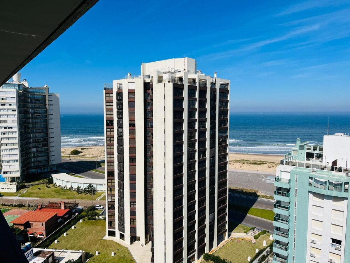 Apartamento a metros del mar