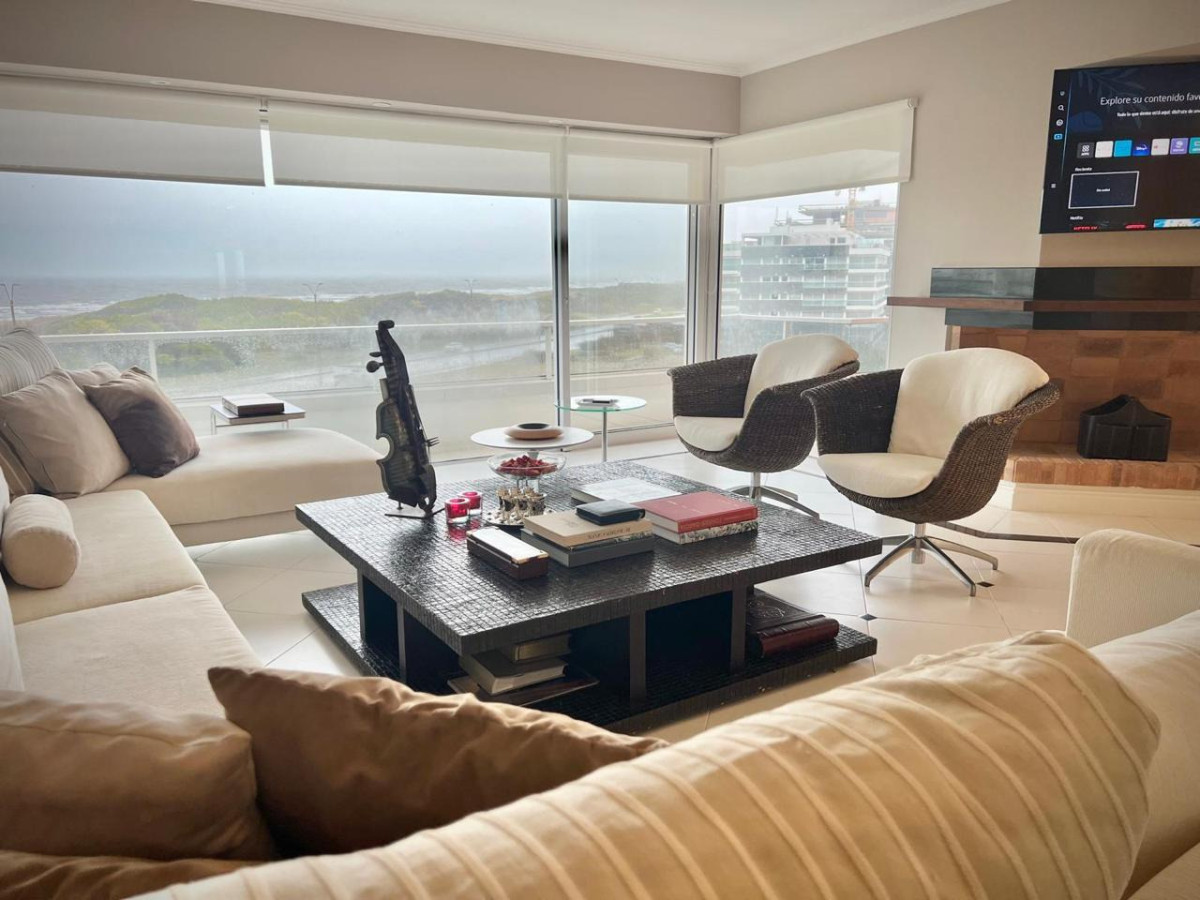 PENTHOUSE en la Brava
