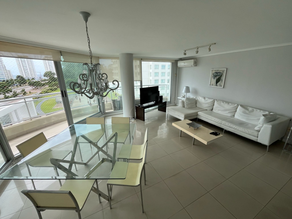 Ocean Drive . Venta Apartamento 3 dormitorios + dependencia Roosevelt Parada 5