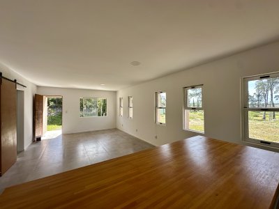 Casa a estrenar en alquiler anual Punta del Este