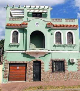 Casona en el Centro de Piriápolis - Ex Liceo 