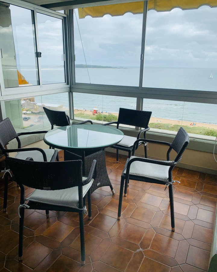 Apartamento en Venta , Primera Línea , 3 dormitorios - Punta del Este