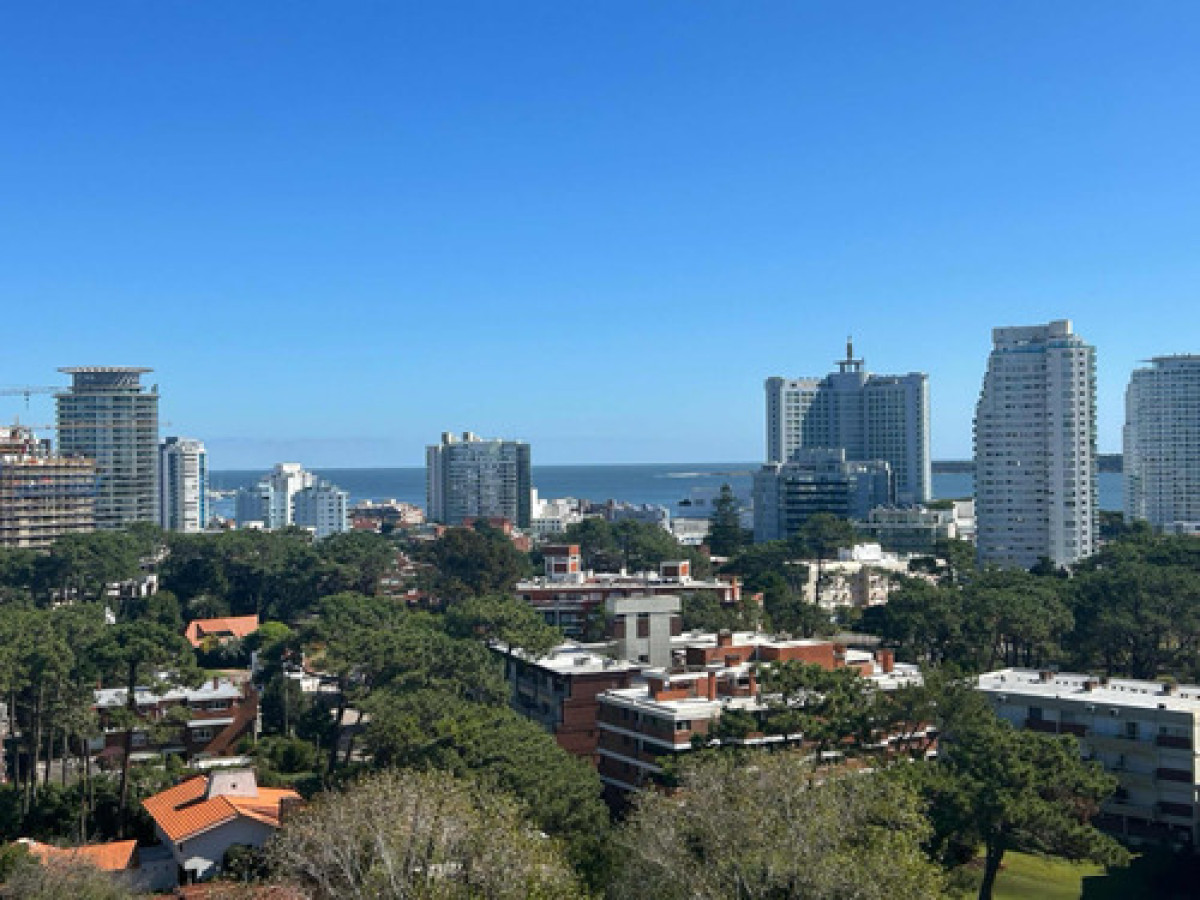 Vendo Apartamento, 2 dormitorio, excelente vista, Punta del este, Maldonado