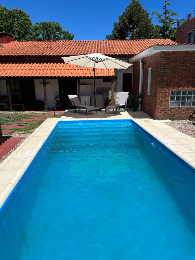 Casa en alquiler de temporada, Pinares Punta Del Este.