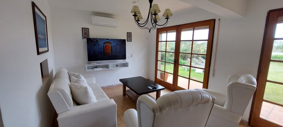 CASA EN VENTA Y ALQUILER DE TEMPORADA LA JUANITA.