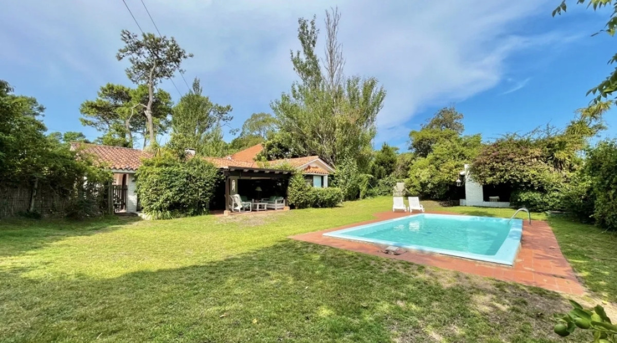 Casa en Alquiler, Playa Mansa, Punta del Este