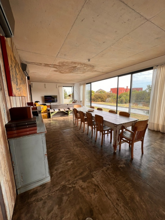 Casa nueva en venta y alquiler 