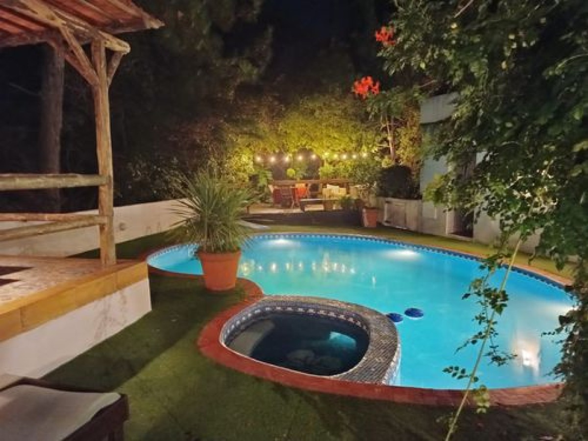 Casa en alquiler de temporada!! Pinares, Punta Del Este.