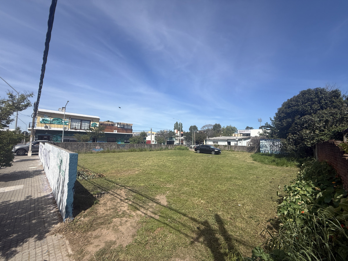 Terreno a la Venta en centro de Maldonado 