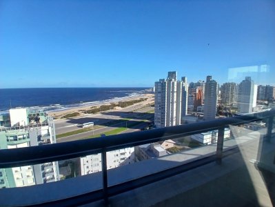 Penthouse de 2 dorm. en Torre Gauguin en Siglo Sol II 
