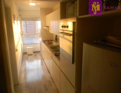 Hermoso apartamento 3 dormitorios ubicado en la península de Punta del Este con vista al mar.