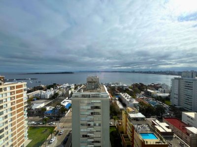 Apartamento de 2 dormitorios reciclado - Península, Punta del Este
