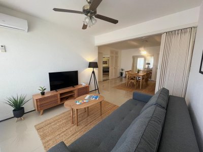 Apartamento en Península, dormitorio y medio, ideal!