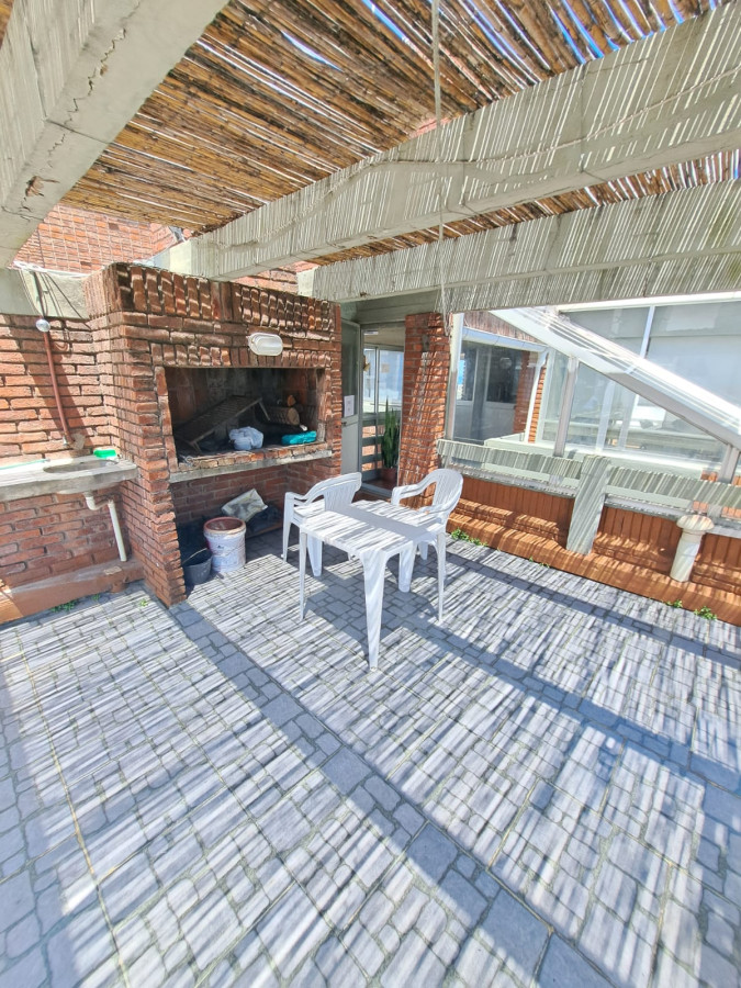 ALQUILER 1 DORMITORIO PUNTA DEL ESTE CON PARRILLERO