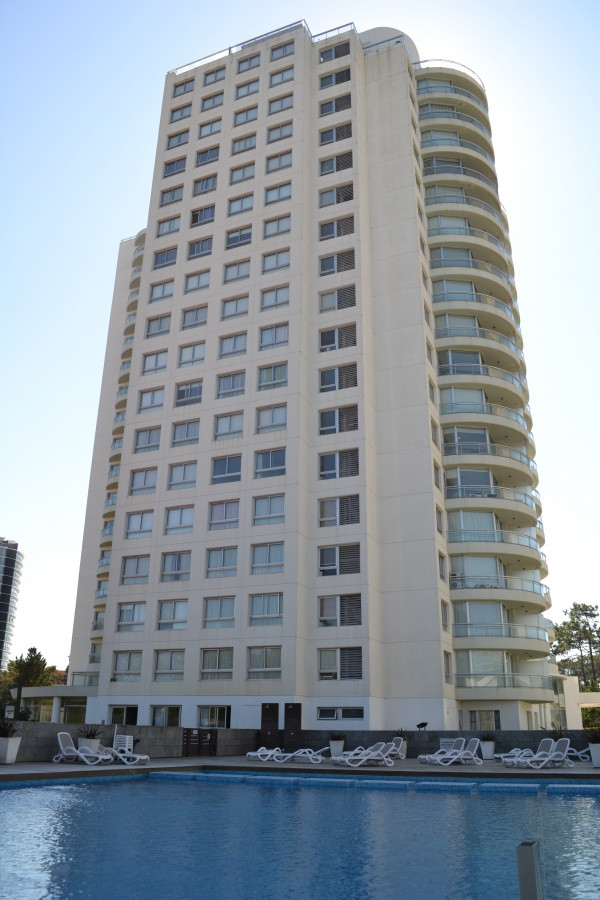 Apartamento en alquiler, 2 dormitorios, 2 baños