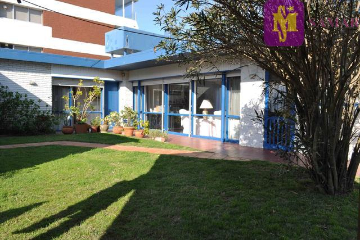Alquiler de Casa de 3 dormitorios en Punta del Este Playa Brava